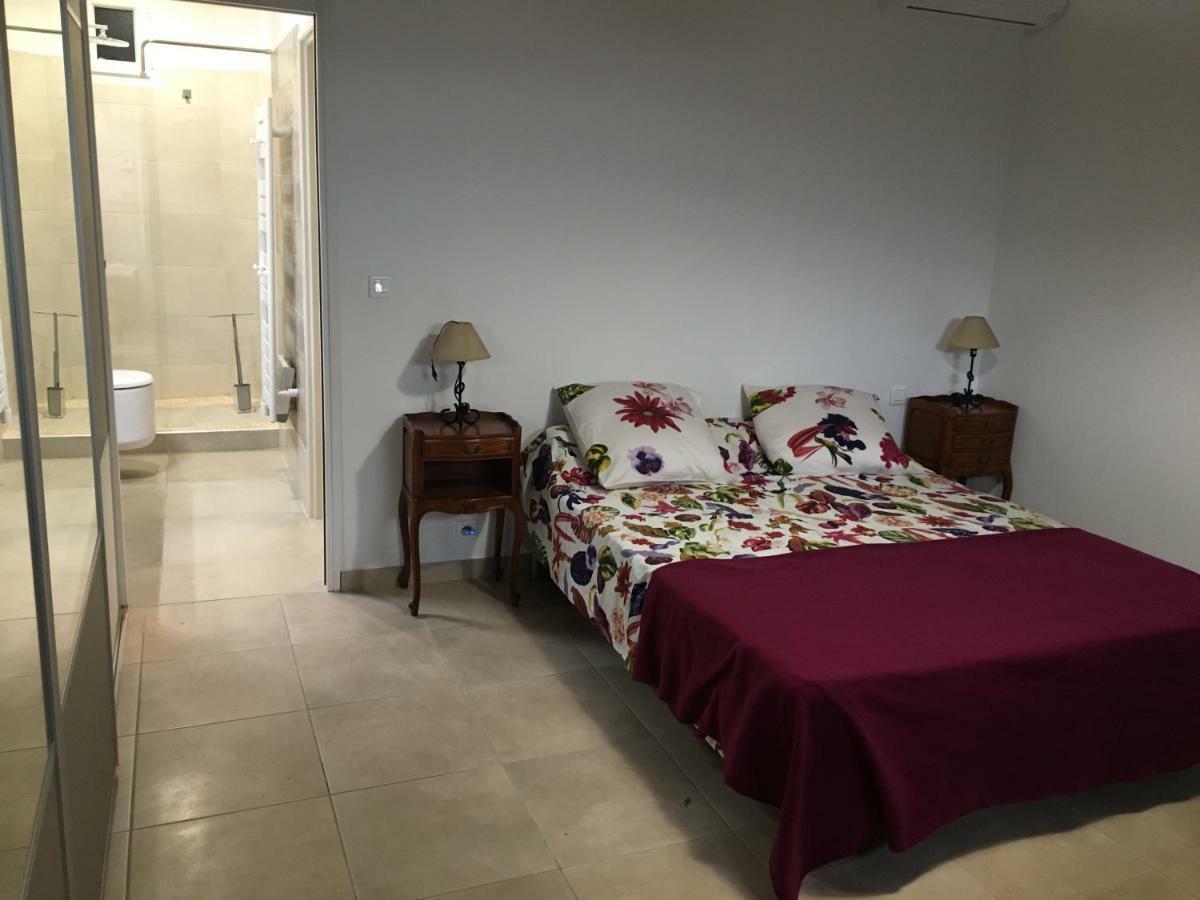 Au Domaine De Lea Apartamento Hyères Exterior foto