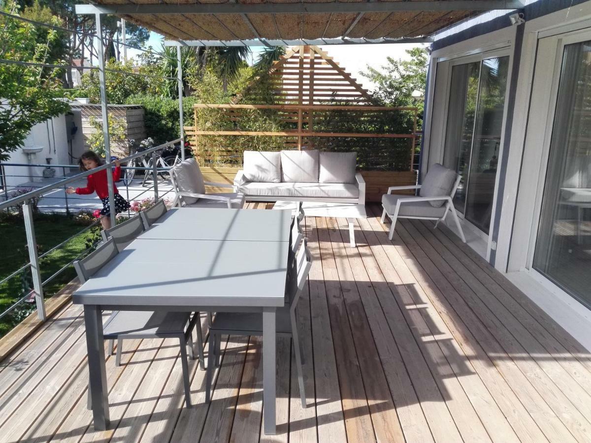 Au Domaine De Lea Apartamento Hyères Exterior foto