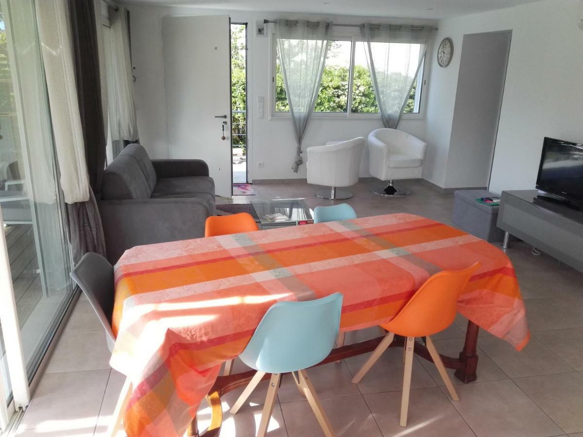 Au Domaine De Lea Apartamento Hyères Exterior foto